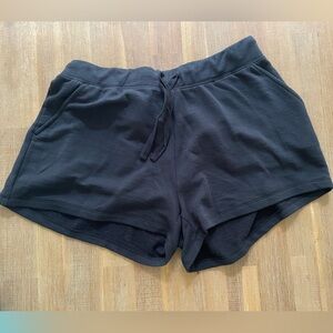 Quince Women's Black Athletic Shorts